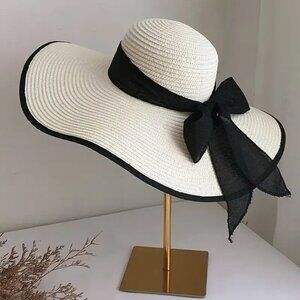 Elegant Wide Brim Straw Sun Hat – Black Bow Detail